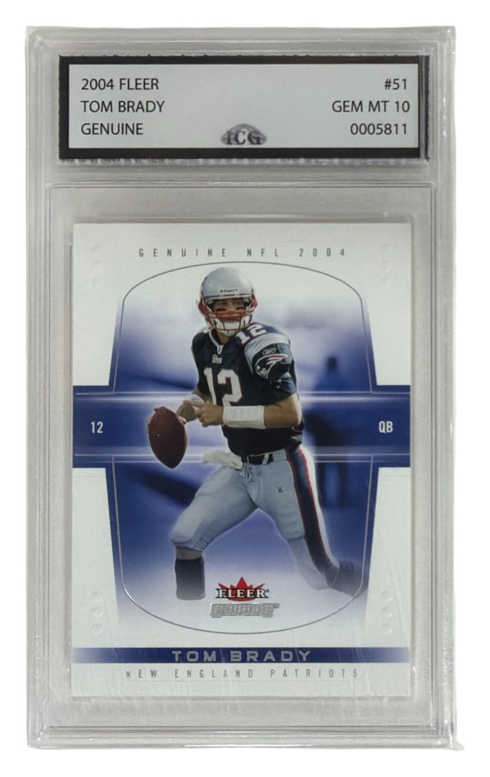 2004 Fleer Genuine NFL Tom Brady | No. 51 | Graded 10 (1 of 2)