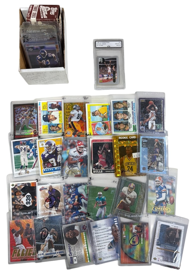 Sport Trading Card Collection: AUTHENTICATION HAS NOT BEEN PERFORMED TO GUARANTEE VERIFICATION | All purchases are made at the buyers discretion