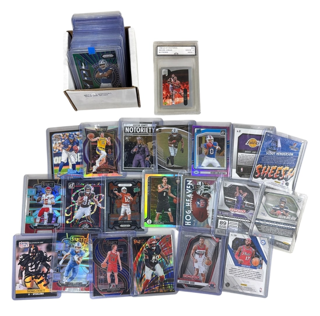 Sport Trading Card Collection: AUTHENTICATION HAS NOT BEEN PERFORMED TO GUARANTEE VERIFICATION | All purchases are made at the buyers discretion
