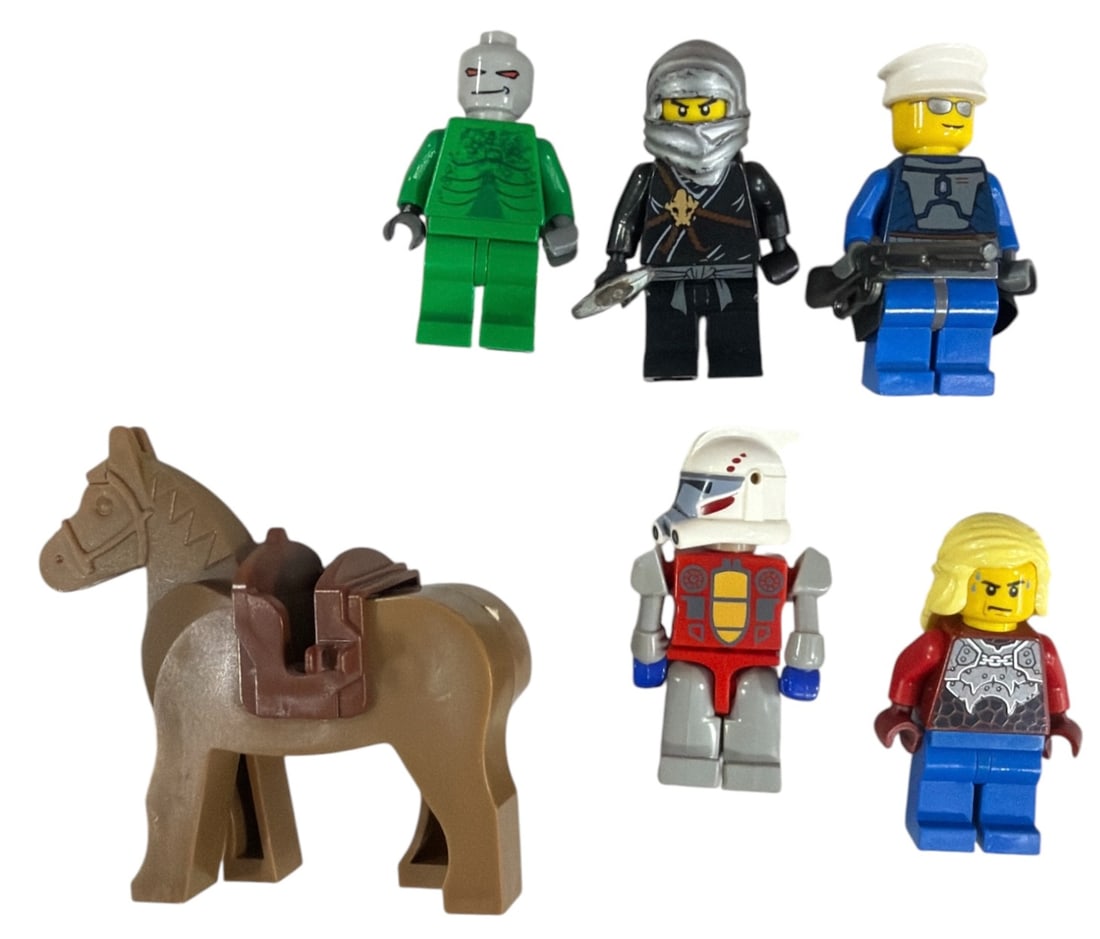 LEGO Figure Collection: LEGO Figure Collection