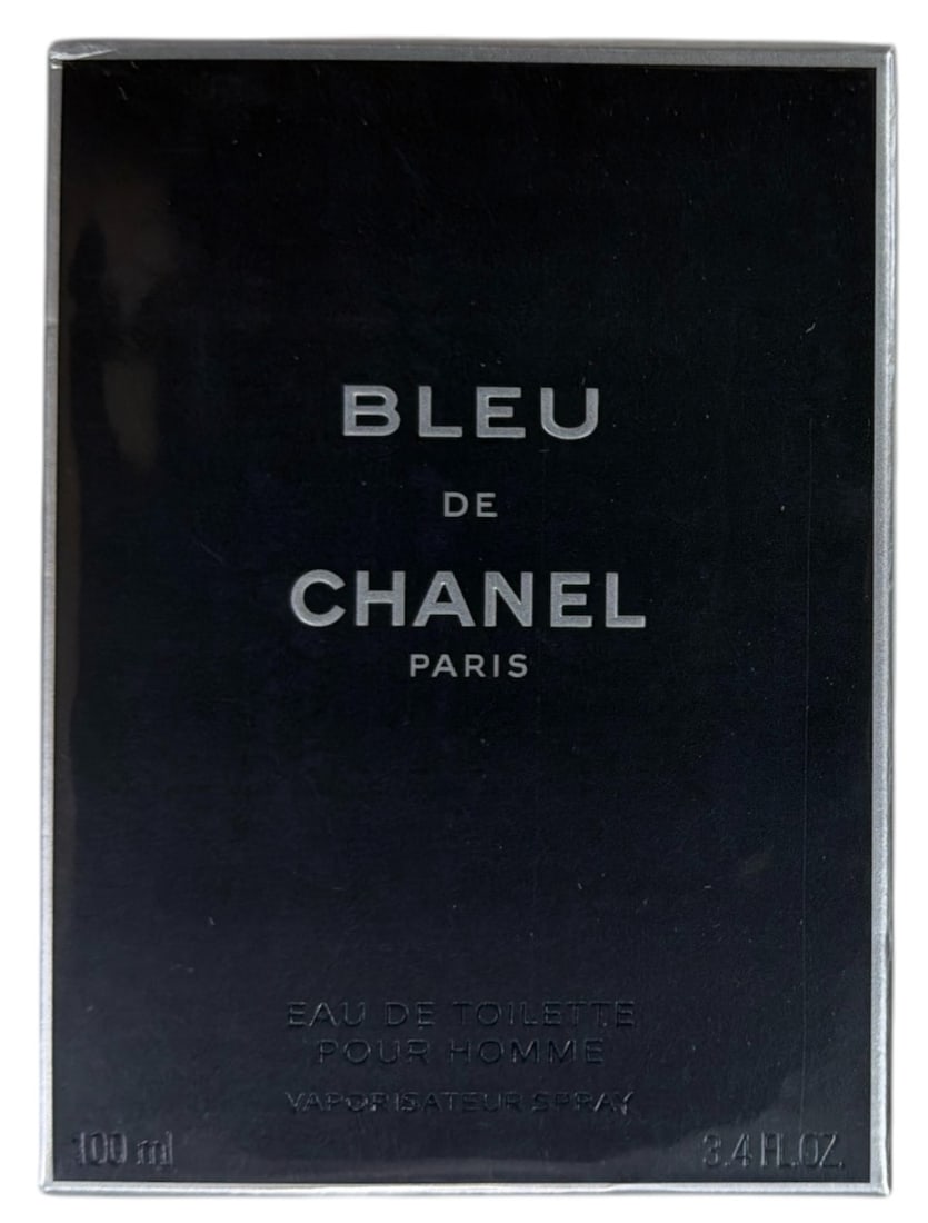Bleu de Chanel Eau de Toilette Pour Homme (1 of 2)