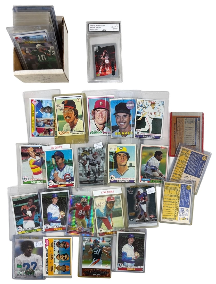 Sport Trading Card Collection: AUTHENTICATION HAS NOT BEEN PERFORMED TO GUARANTEE VERIFICATION | All purchases are made at the buyers discretion