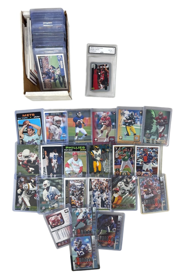 Sport Trading Card Collection: AUTHENTICATION HAS NOT BEEN PERFORMED TO GUARANTEE VERIFICATION | All purchases are made at the buyers discretion