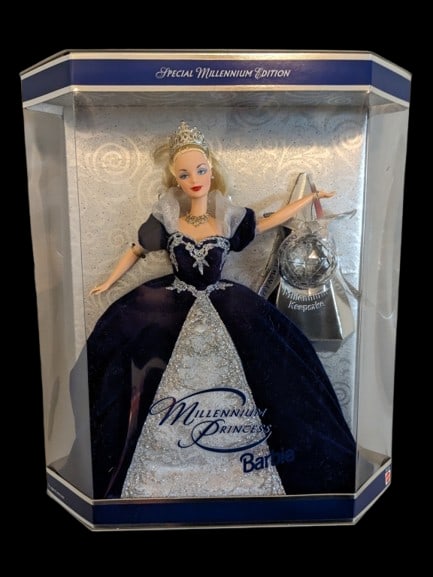 Special Millennium Princess ED. 2000 Barbie (1 of 2)