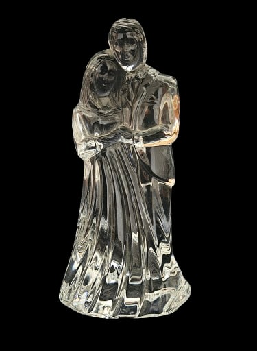 Waterford Crystal ' Bride & Groom' Figurine: Waterford Crystal ' Bride & Groom' Figurine. 7.25" x 4" x 2.5" In-house shipping is available for smaller items. Shipping is available for larger and other fragile items through Pac Mail, which is a l