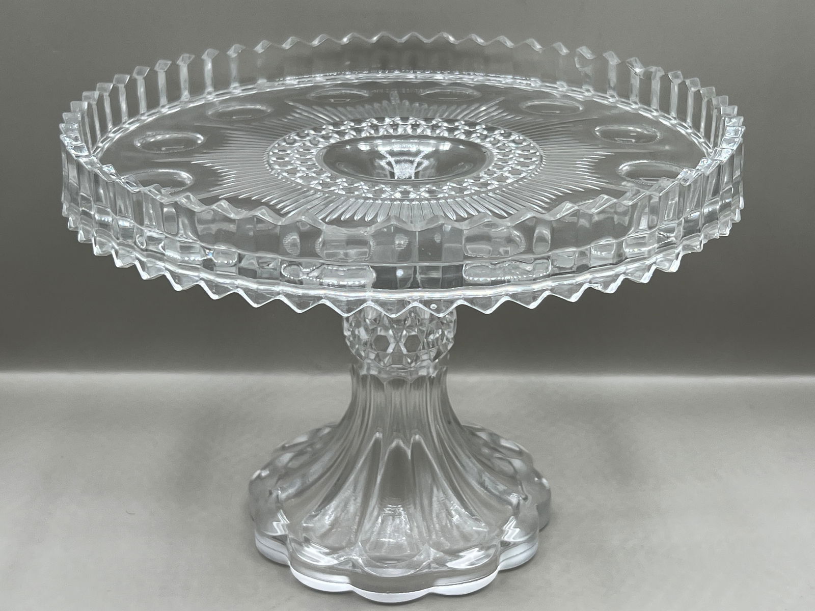 Manhattan Clear Glass Round Cake Stand Pedestal Dish (1 of 8)