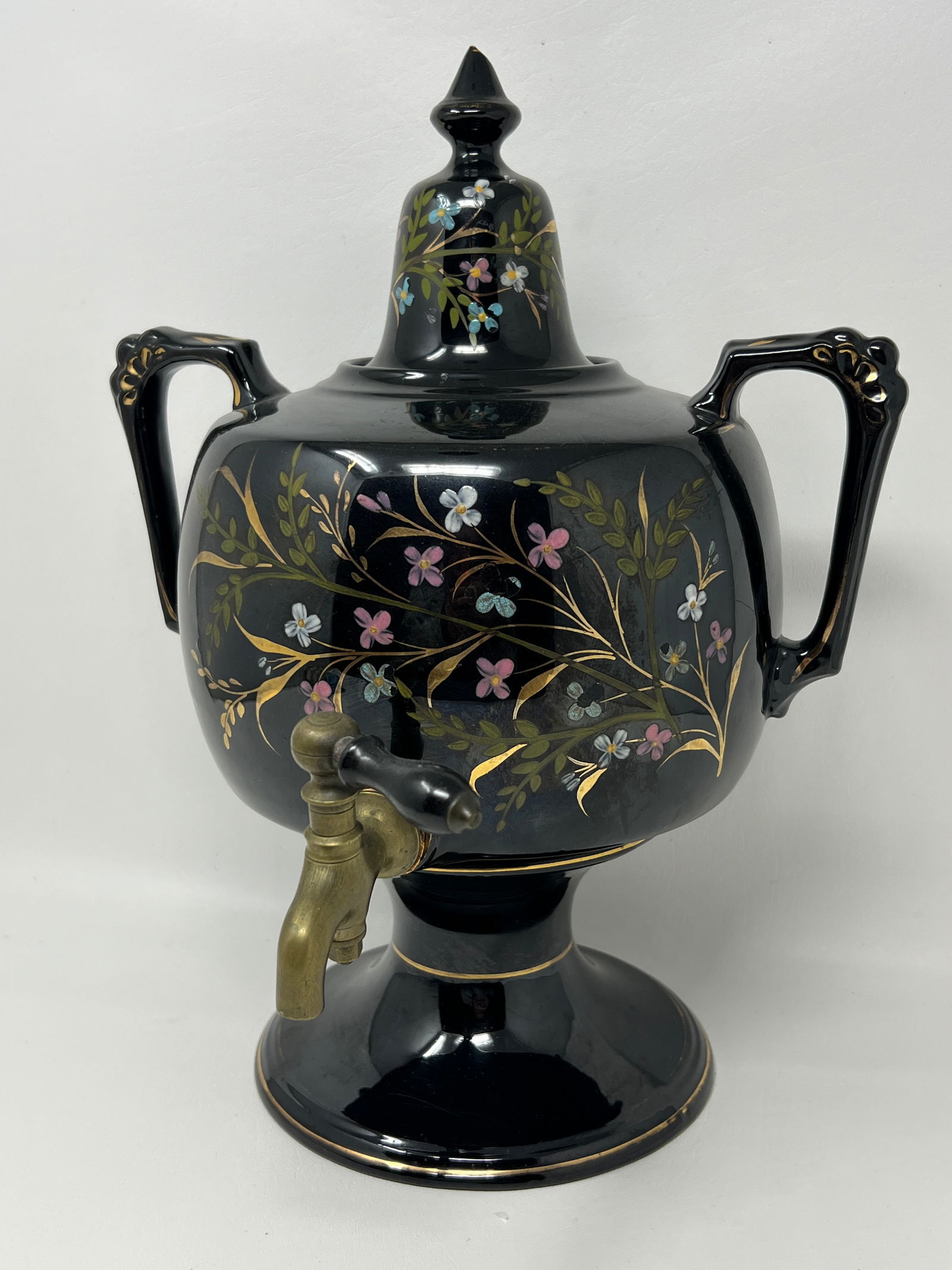 Porcelain Water Dispenser (1 of 9)