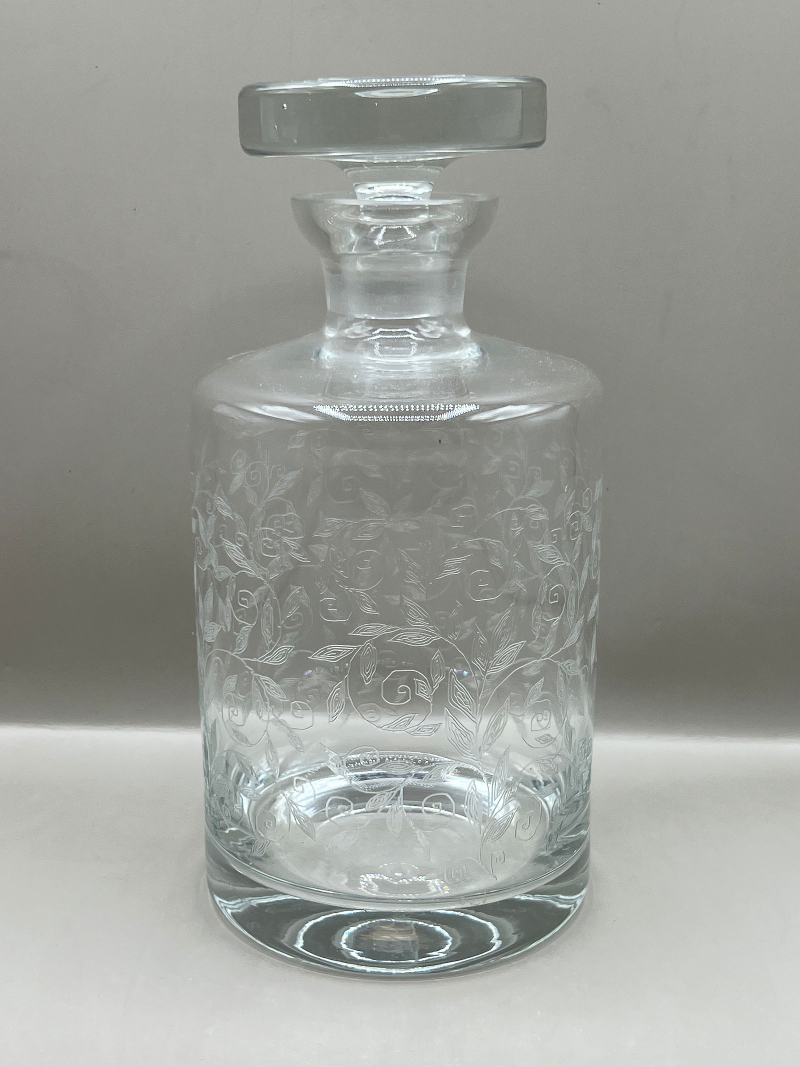 American Cut Floral Etched/Cut Crystal Decanter (1 of 10)