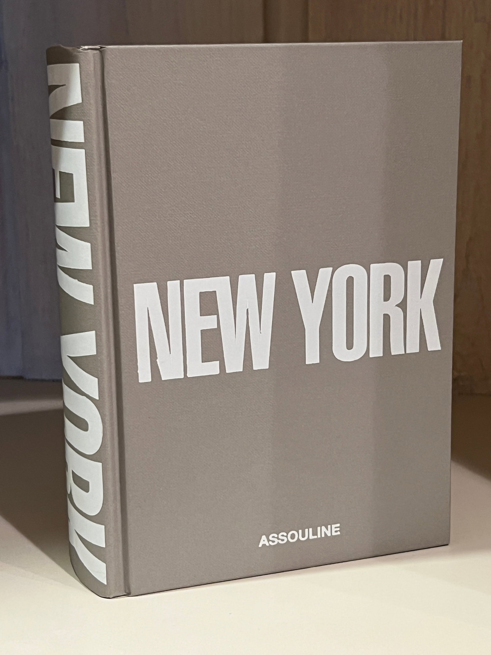 Assouline NEW YORK Photography Hardcover Book: good vintage condition