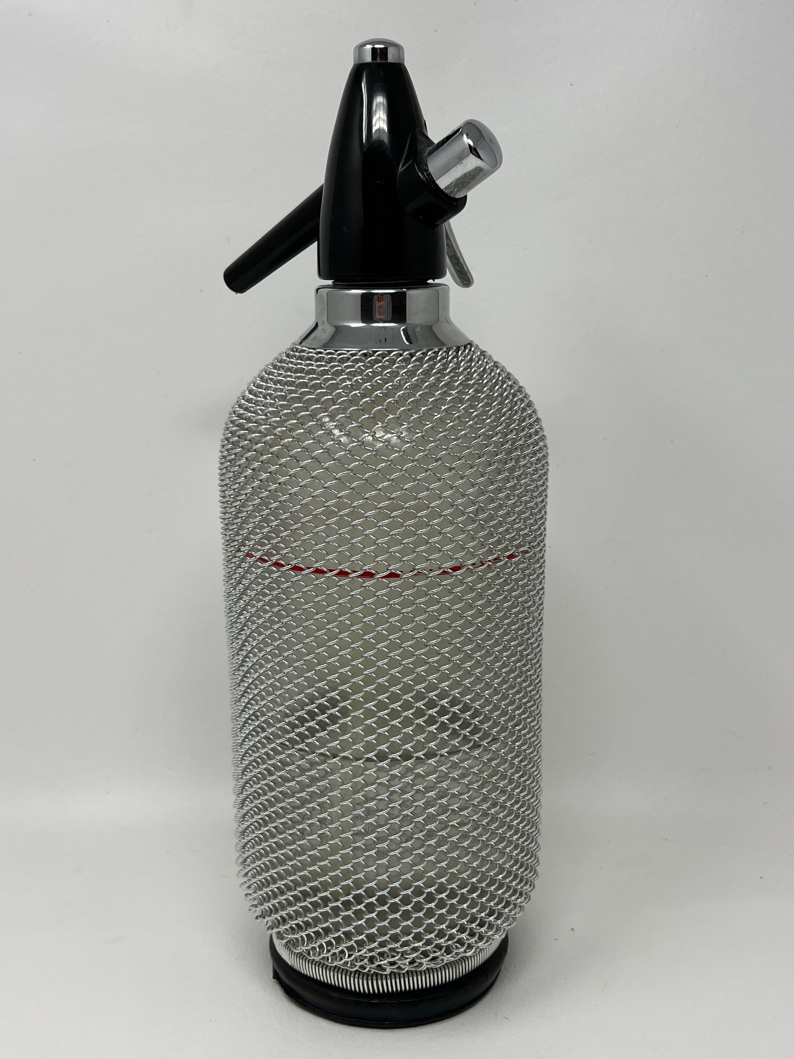 Netted Glass Soda Siphon Carbonator: great piece for any bar