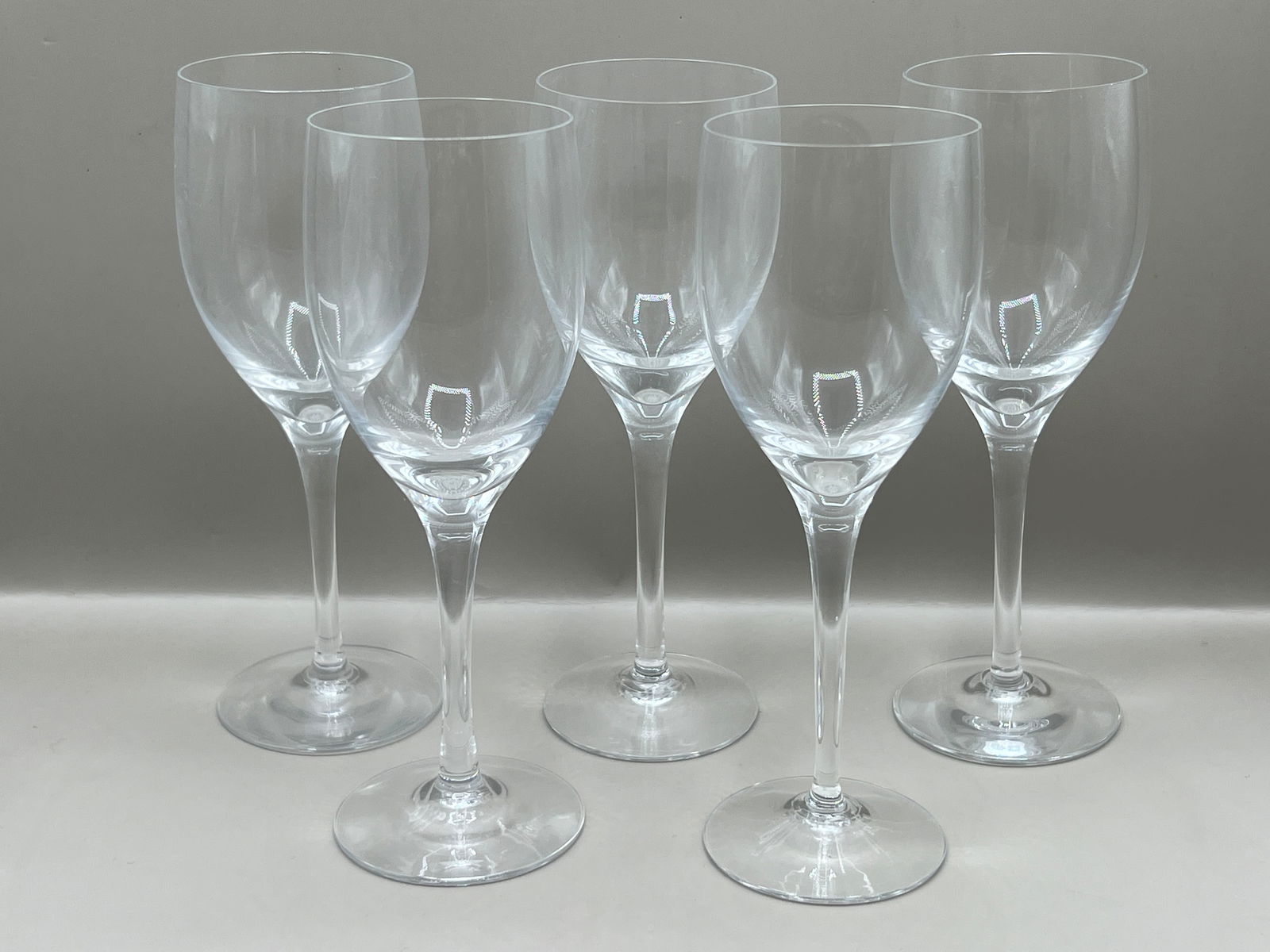 (5) Orrefors Sweden Blown Glass Wine Glasses: beautiful and delicate