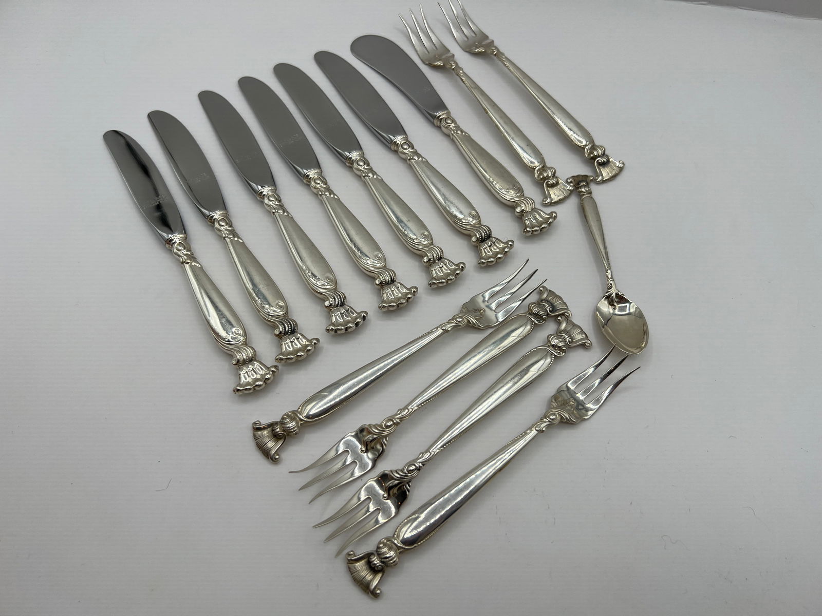 14pcs Wallace Sterling Silver Romance of the Sea Flatware Butter Knives Seafood Forks Spoon (1 of 13)