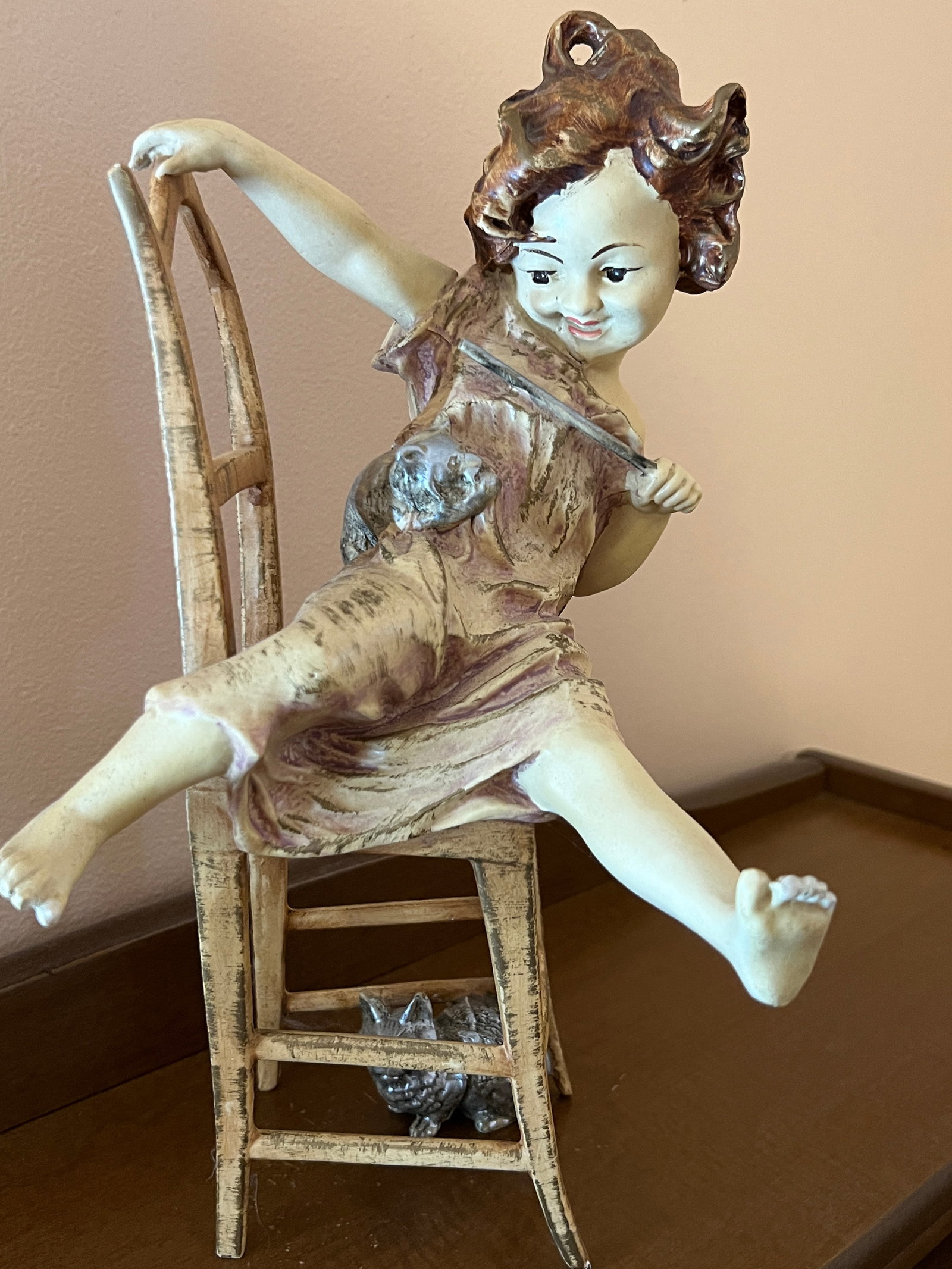 Cast Iron Girl in Chair Doorstop: x