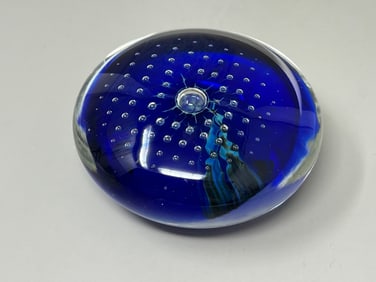 Artist Signed Art Glass Bullicante Paperweight