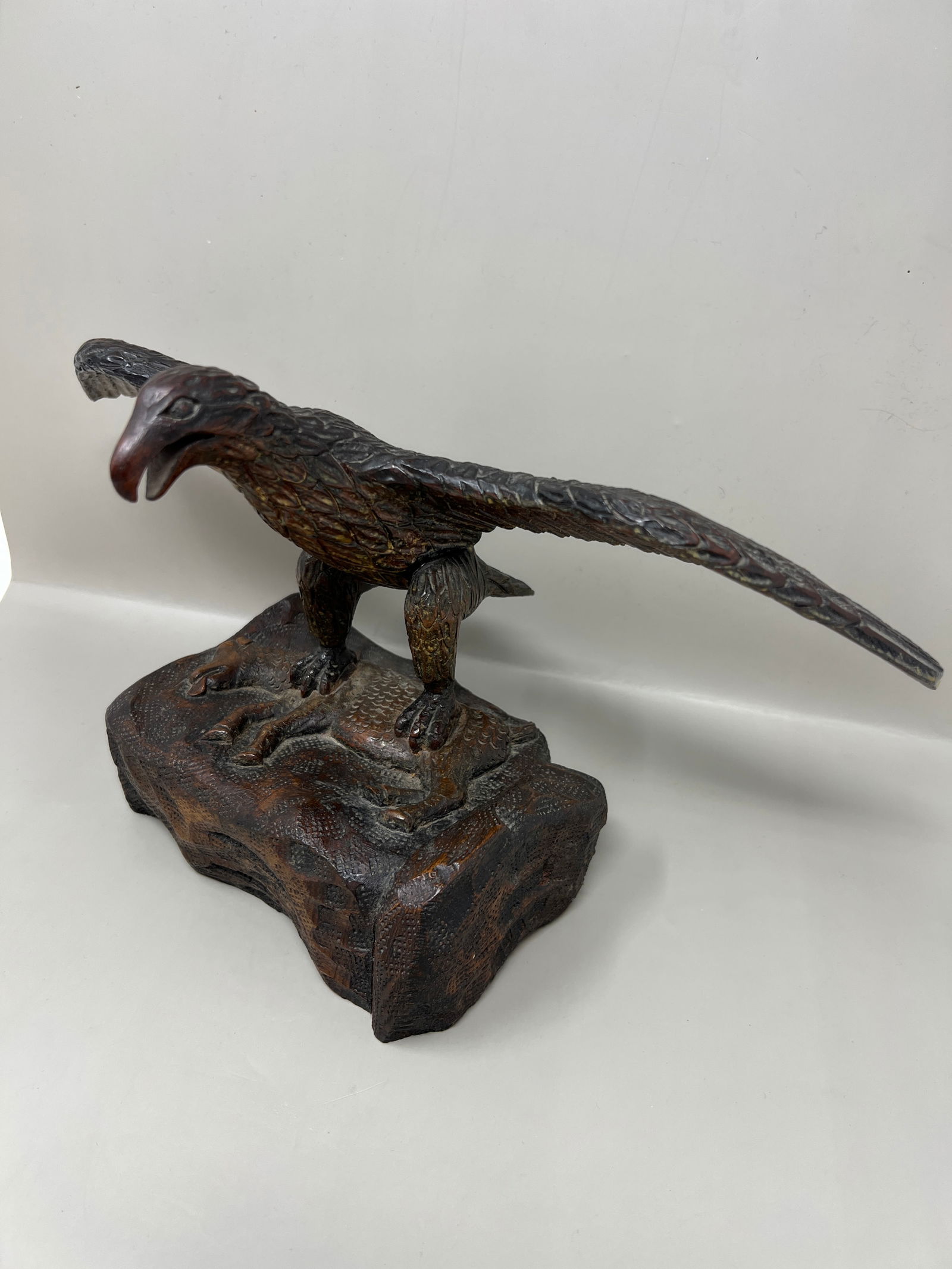 Antique Carved Wood Eagle Clutching Lamb Statue (1 of 14)