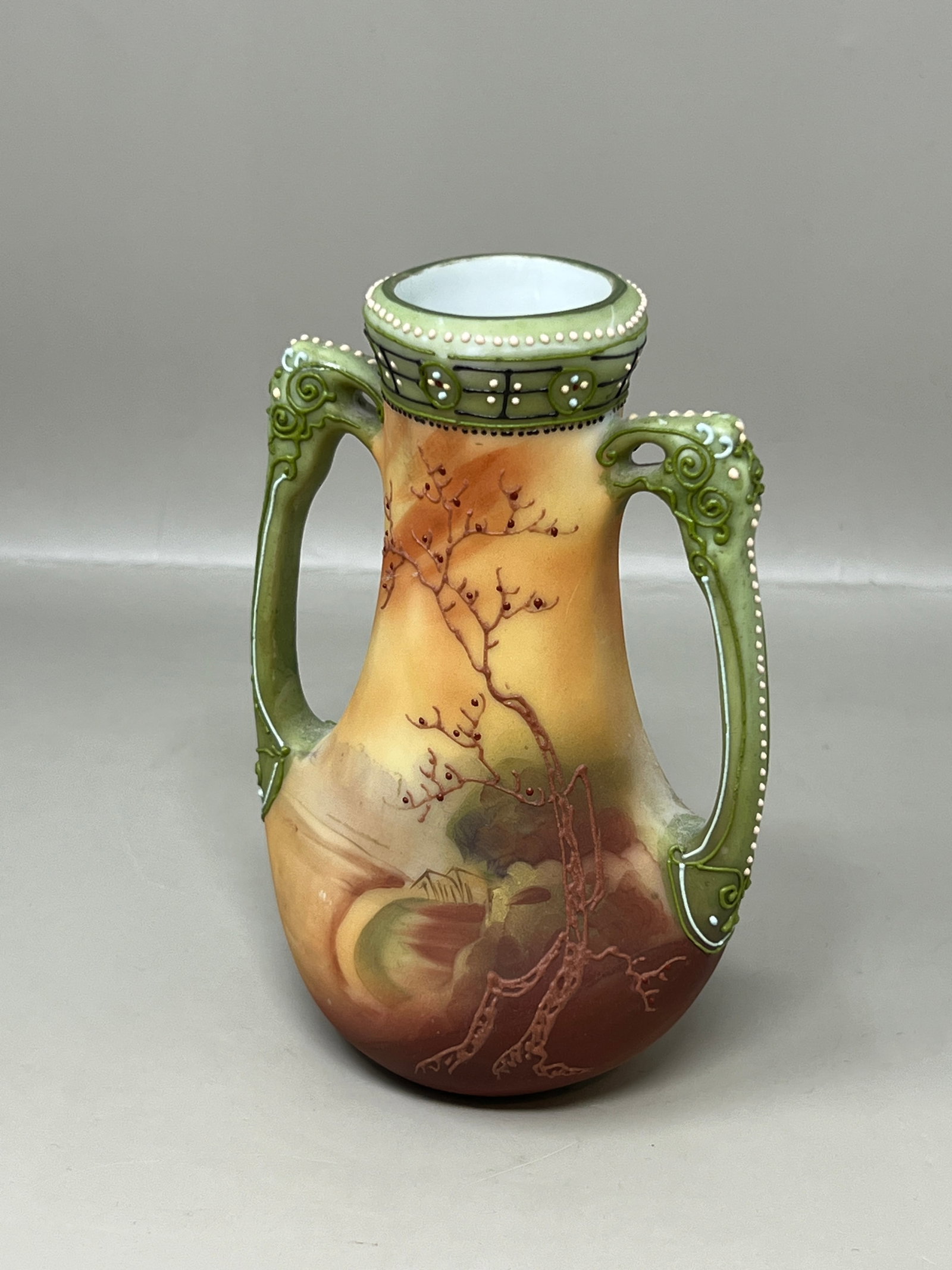 Vintage Nippon Japan Handled Vase: great condition