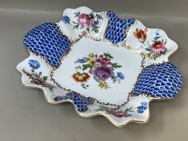 Royal Europe Peinte a la Main Handpainted Porcelain Dish Bowl