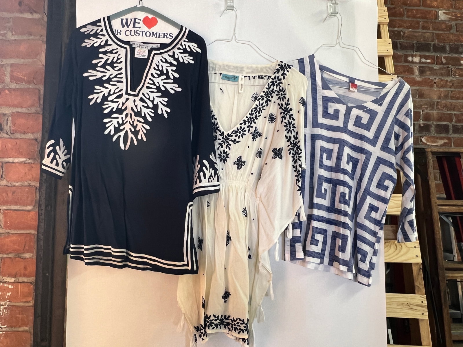 Sz S Bohemian Beach Tops Letarte, Gretchen Scott, etc: Letarte needs a dry cleaning, slight stain at belt