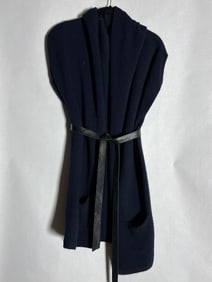 Sz M Vince. Wool Blend Vest w Leather Belt