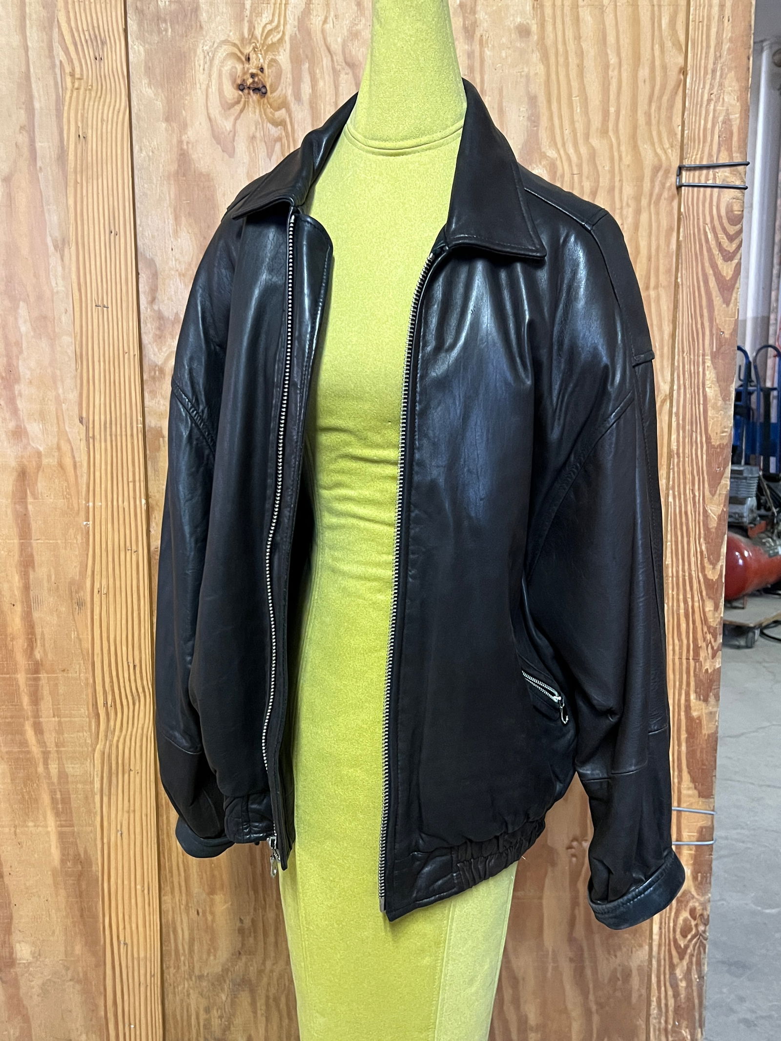 Men's Sz L Andrew Marc Butter Soft Leather Bomber Jacket (1 of 4)