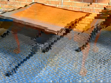 Leather Top Colonial Manufacturing Co Mahogany Coffee Table