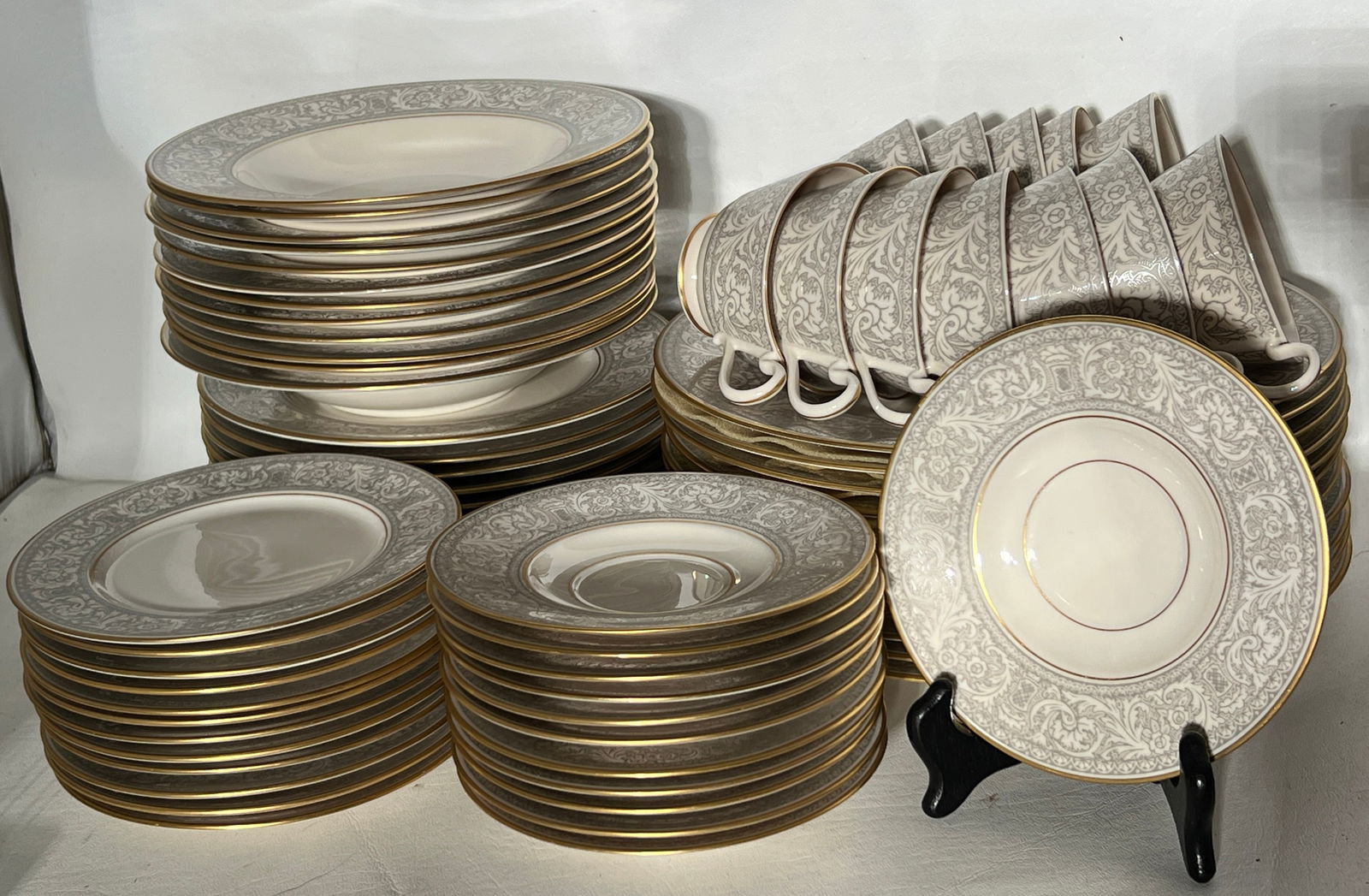 Large Set of Franciscan Grey Renaissance Masterpiece China Set Dishes: Great Condition, some crazing