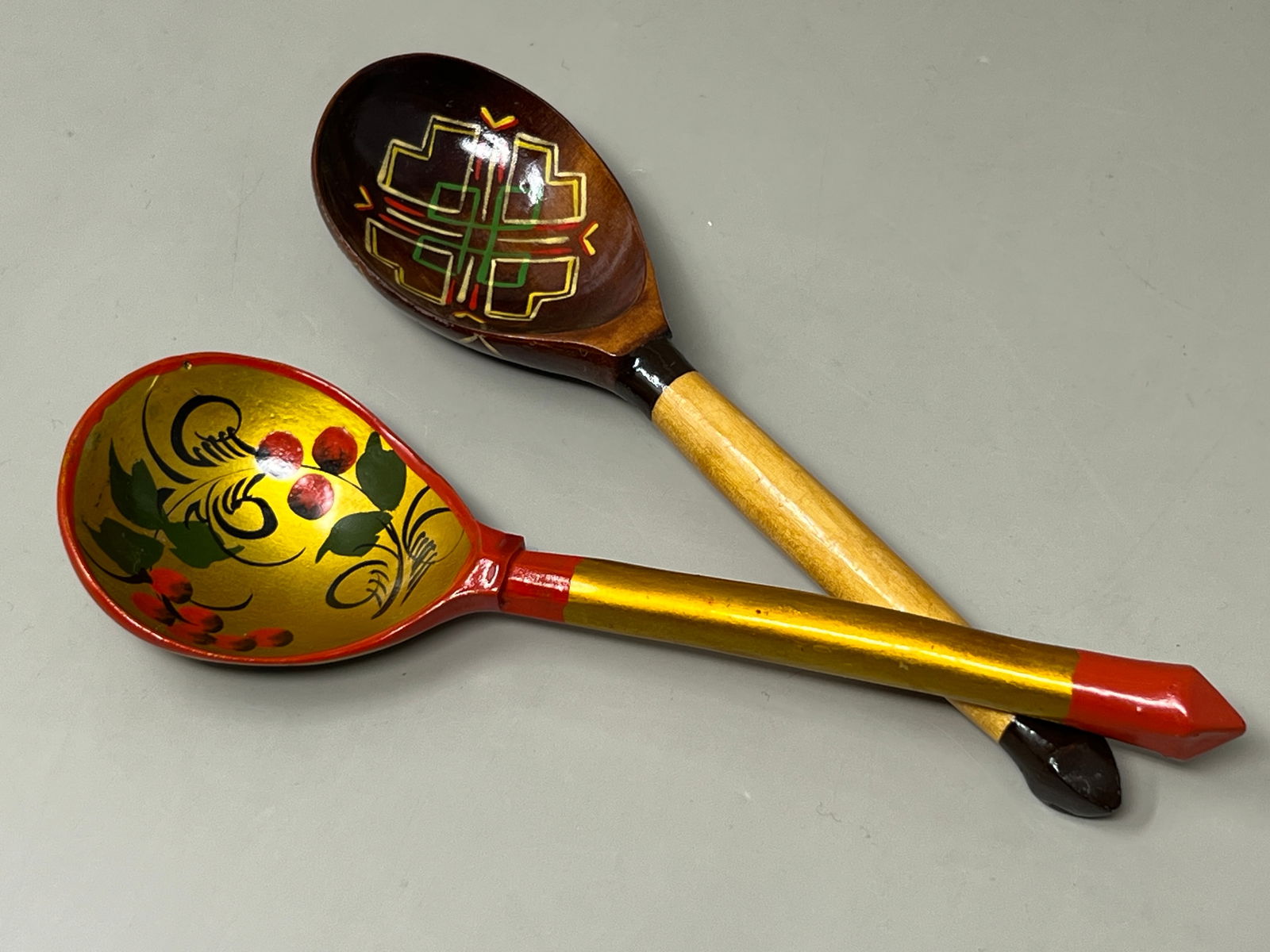 Handpainted Russian Khokhloma Wooden Folk Art Spoons USSR: colorful and good condition
