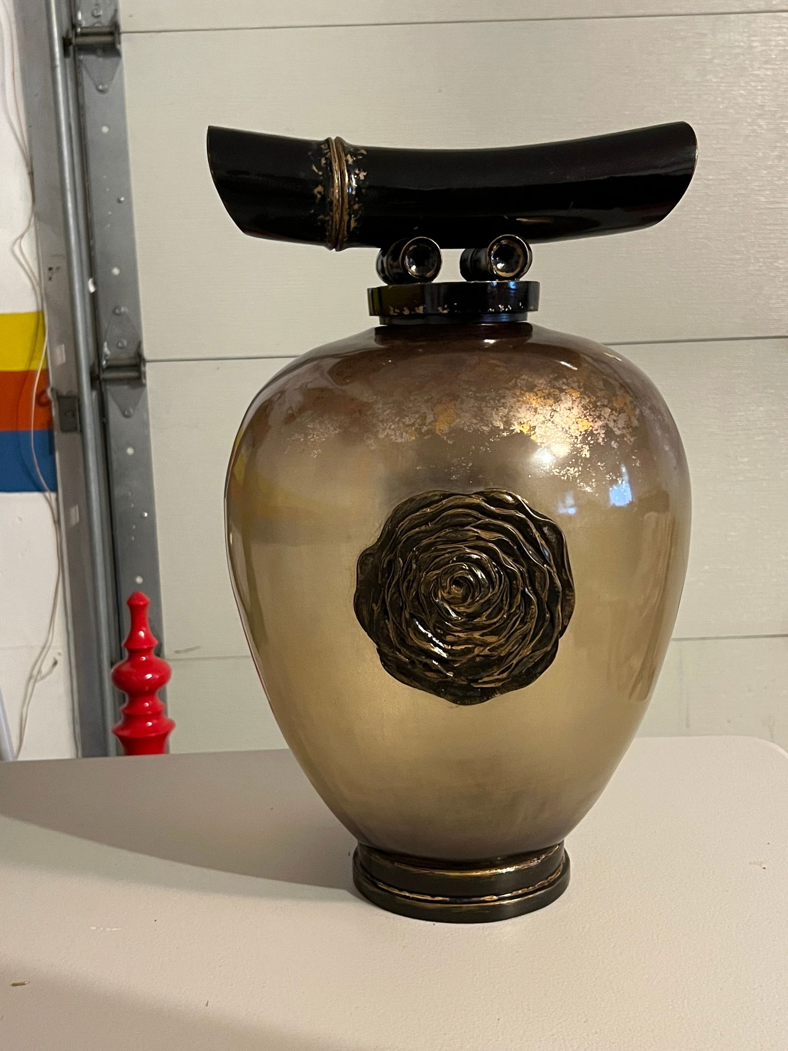 Vintage Asian Amber Glass Wish Keeper Urn Jar: incredible piece