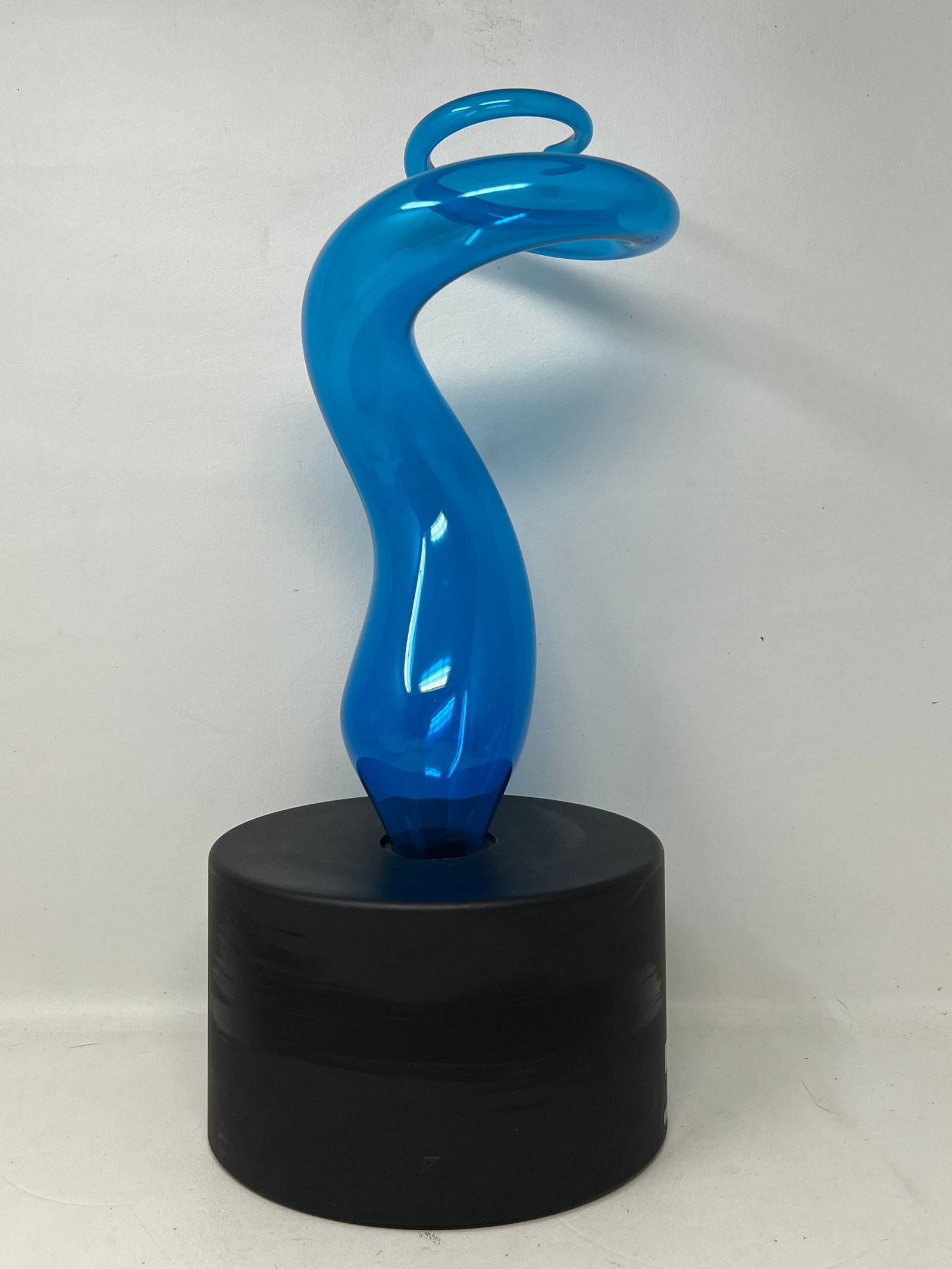 LumiSource Sulptured Electra Lamp Plasma Art Lamp: you will be like a moth to a flame with this lamp