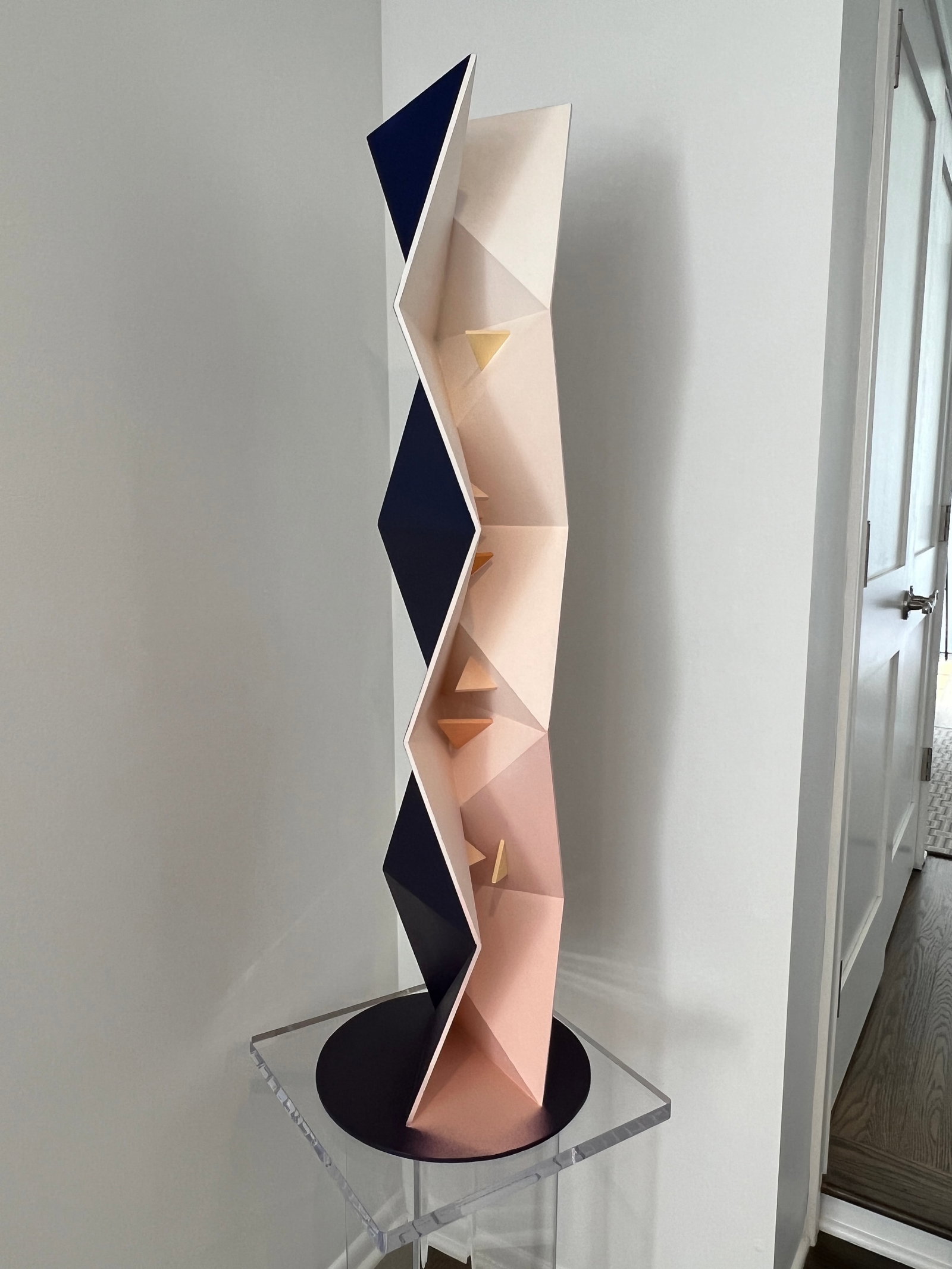 Postmodern Pastel Peaches & Navy Sculpture: pickup from Bloomfield Hills