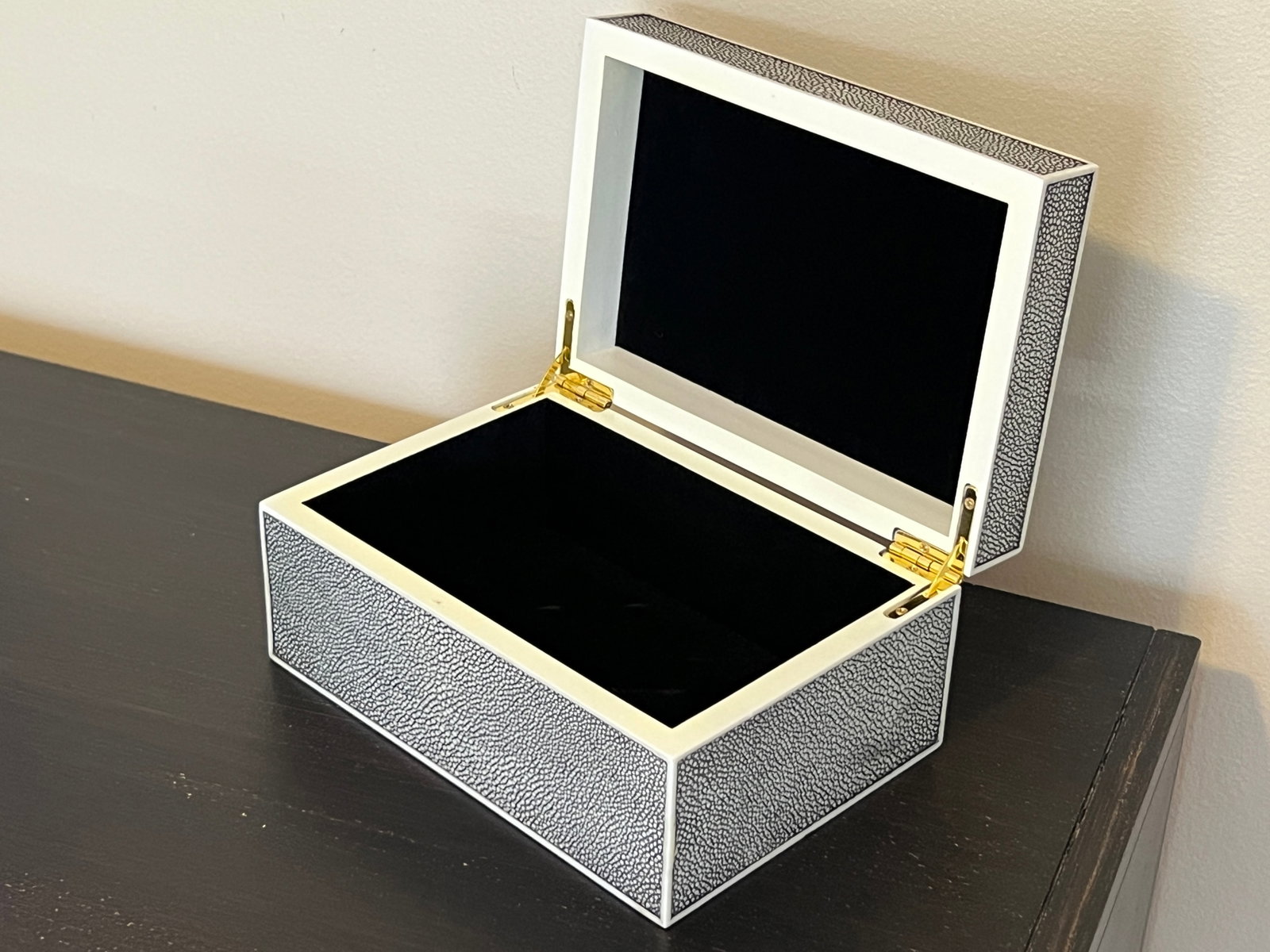 Trinket Box (1 of 8)