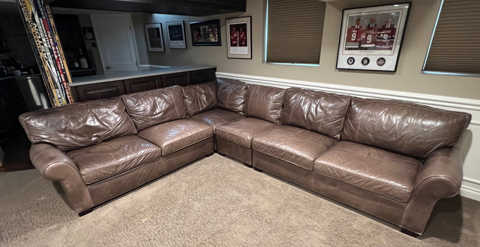 Large Leather Arhaus Sectional Sofa Couch (1 of 8)