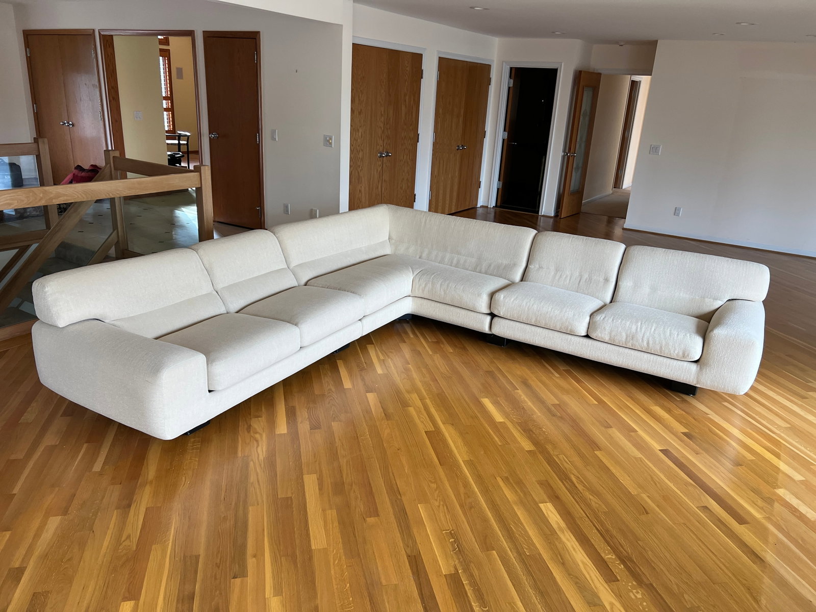 9' Modernist Modular Sectional Sofa with Alligator Clip Fastening (1 of 18)