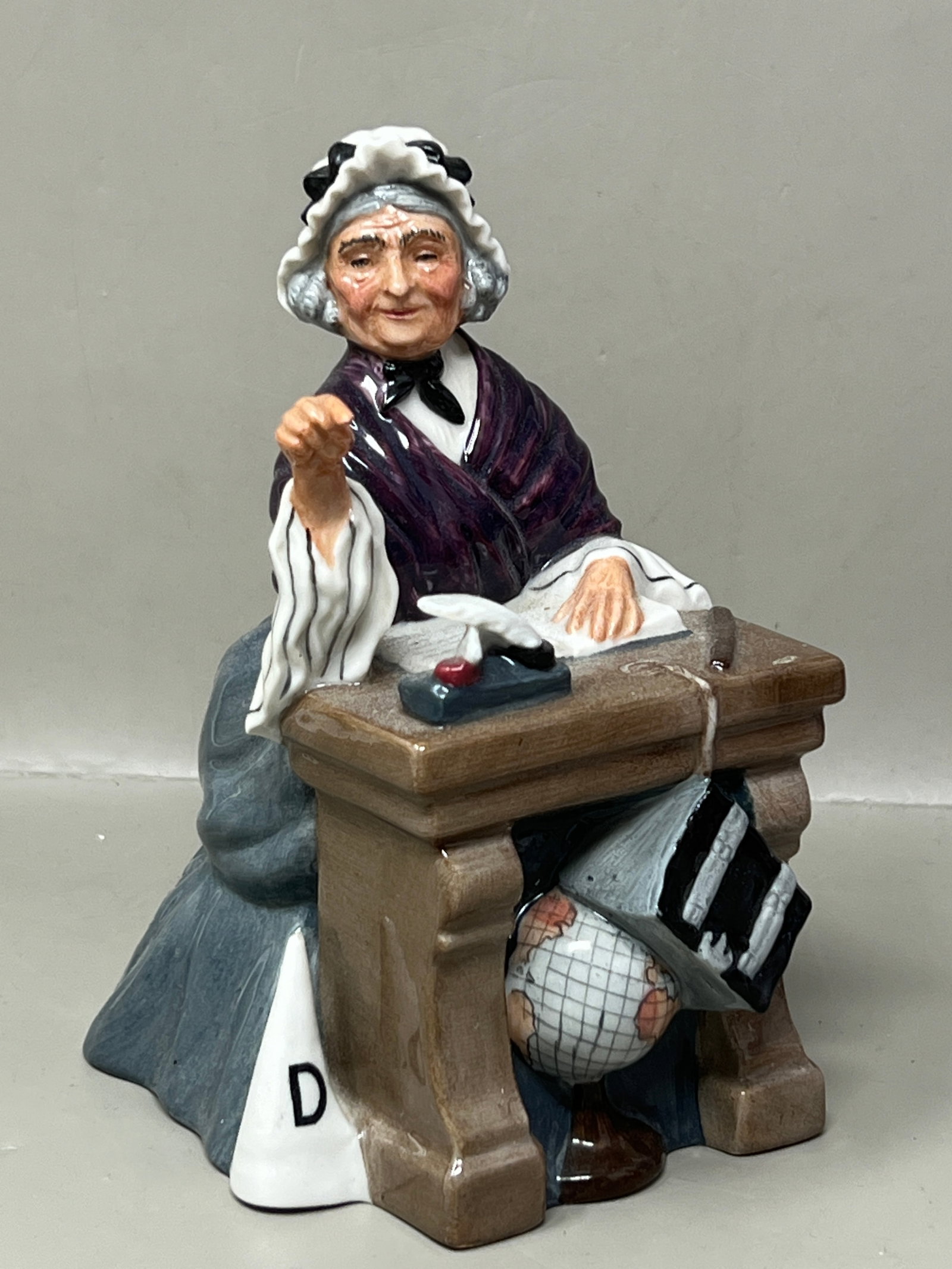 Royal Doulton Schoolmarm HN2223 Figurine (1 of 6)