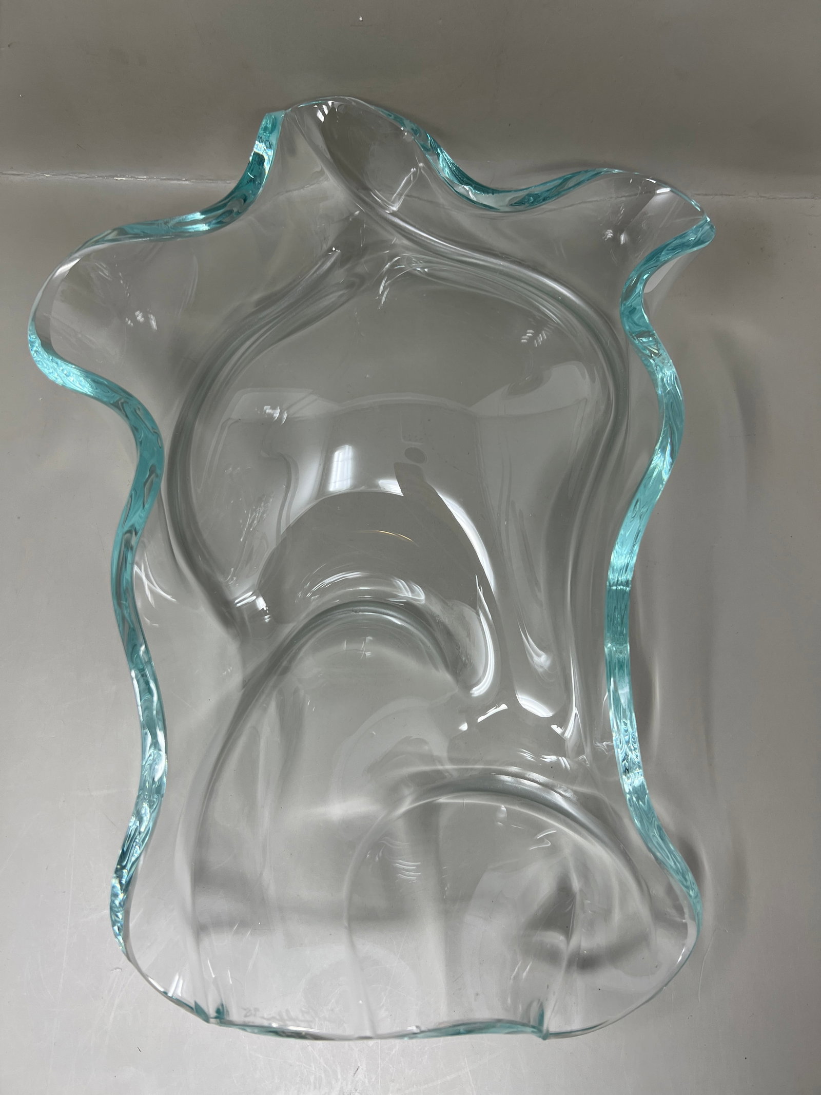 Art Glass Bust Catchall Object d'Art Bowl Signed (1 of 19)