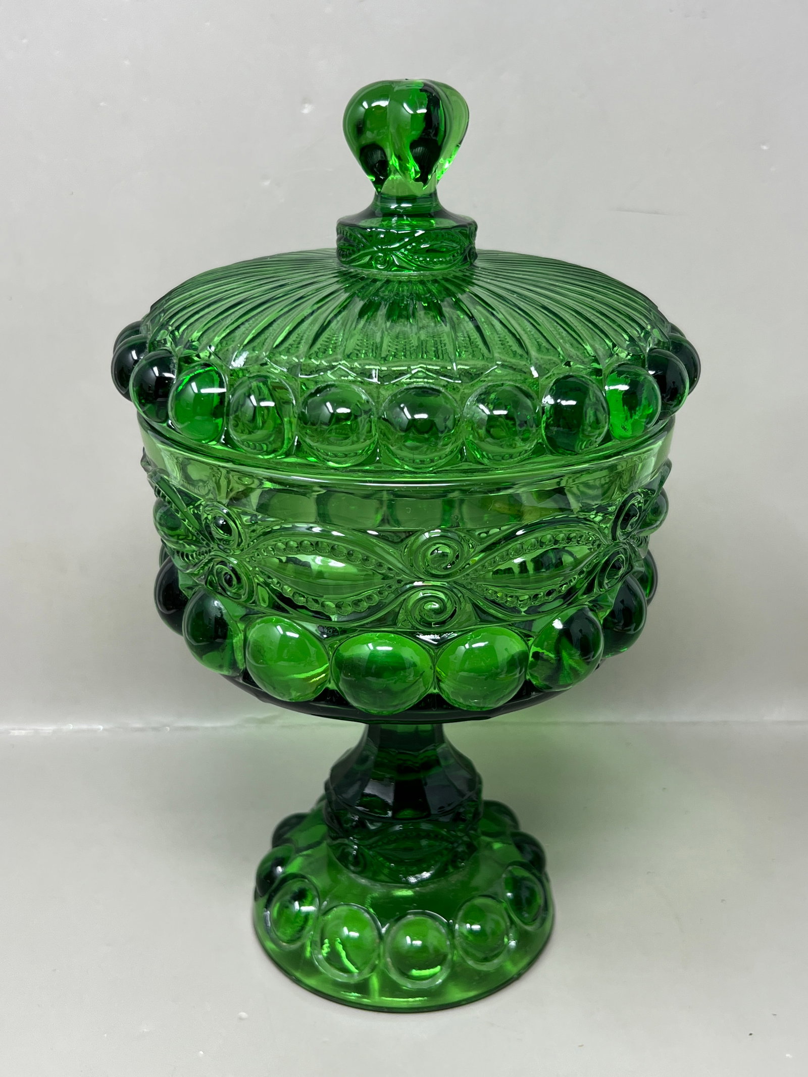 Green Glass Winker Eye Lidded Compote Bowl (1 of 12)