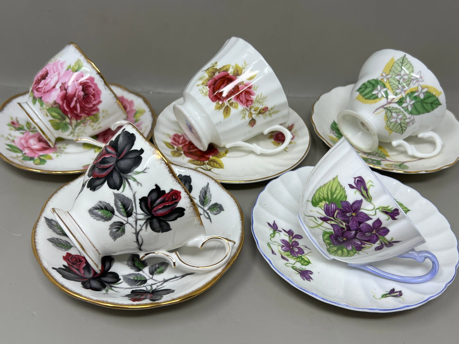 Vintage Teacups Saucers Shelley, Royal Albert, Bone China (1 of 20)