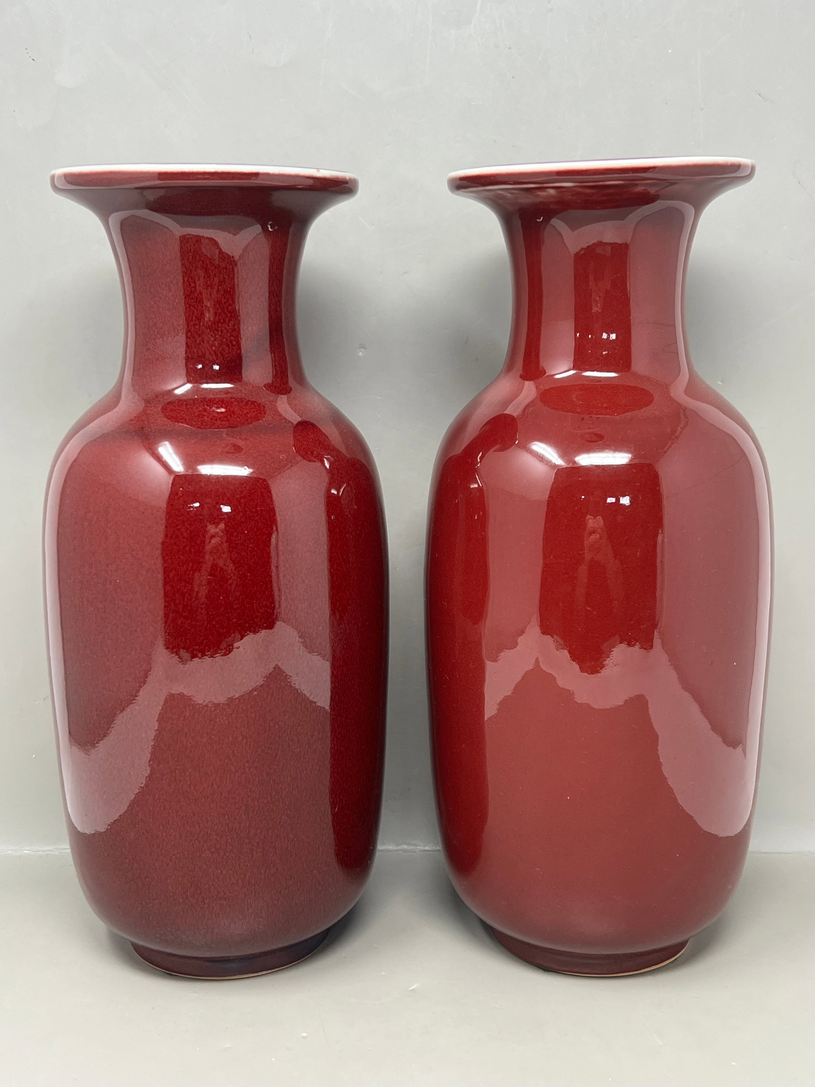Pair of Maitland Smith Sang de Boeuf Oxblood Glaze Ceramic Vases (1 of 12)