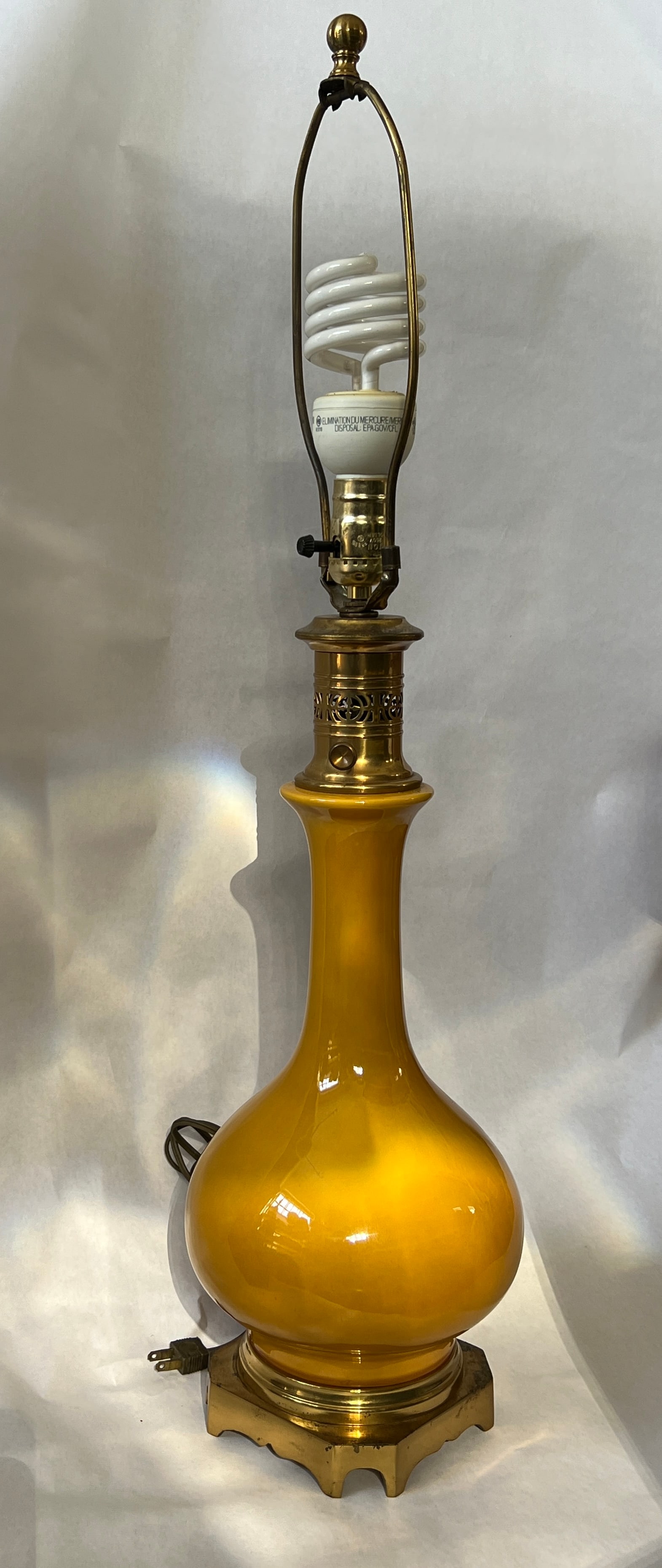 Midcentury Mustard Yellow Ceramic Teardrop Table Lamp: stunning color