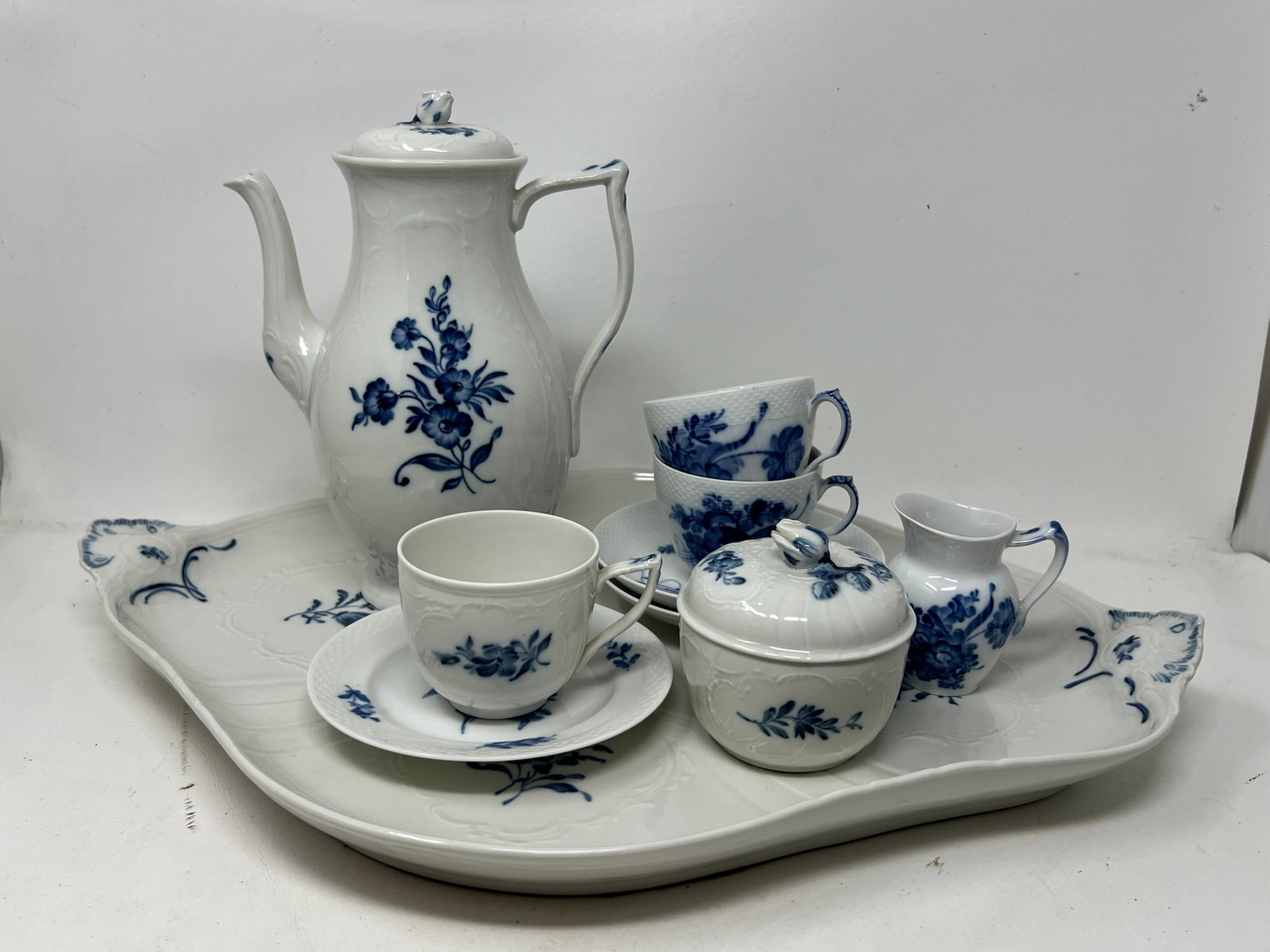 Older Royal Copenhagen Juliane Marie, Blue Flower Porcelain Serving (1 of 19)