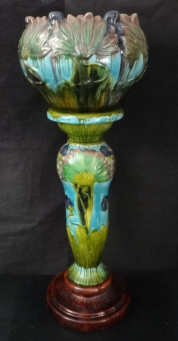 Large Continental Majolica Art Nouveau Jardinière on Stand.: Large Continental Majolica Art Nouveau Jardinière on Stand. Features beautifully design of large lotus flowers & leaf’s repeated on the Jardinière rim in greens, purple, pinks, turquoi