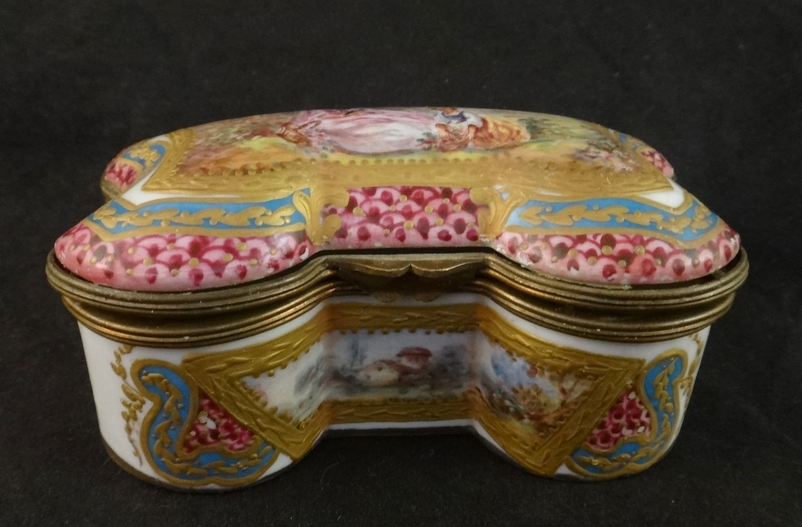 Antique French Porcelain Box w/female & Child (1 of 8)