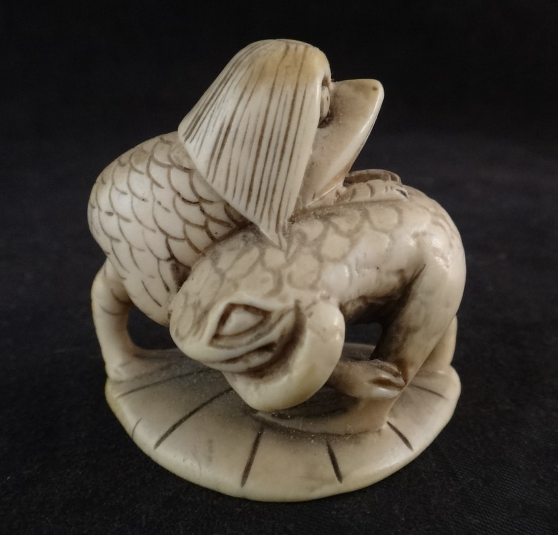 Antique Japanese Carved Netsuke Kappa & Frog (1 of 6)