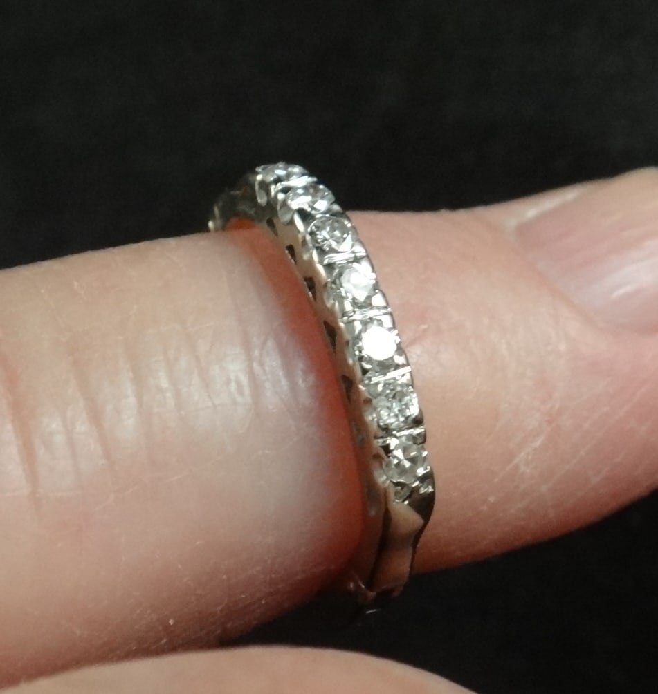 Vintage 14k White Gold Adjustable Ring w/7 Diamonds. Size 4-5.5 (1 of 6)