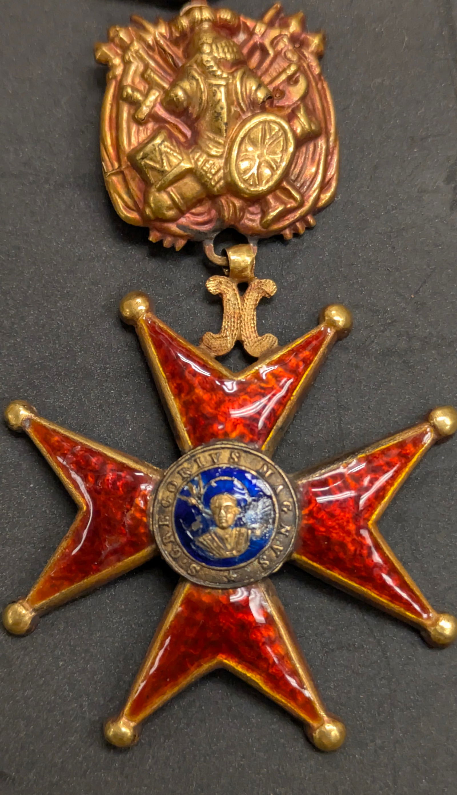 Antique Vatican 14k gold medal (1 of 4)