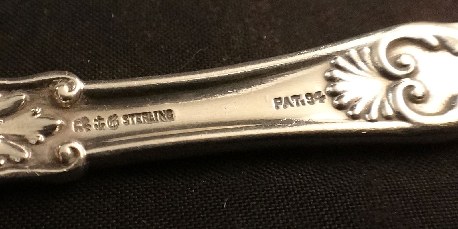 1894 Gorham Serving Fork in the Imperial Chrysanthemum Pattern - 6