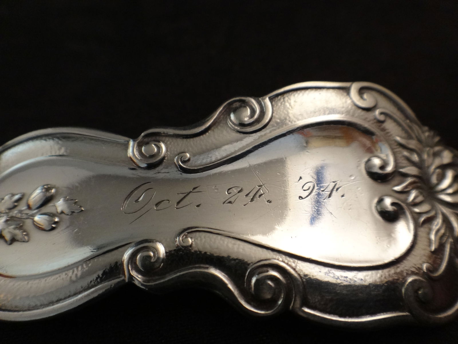 1894 Gorham Serving Fork in the Imperial Chrysanthemum Pattern - 7