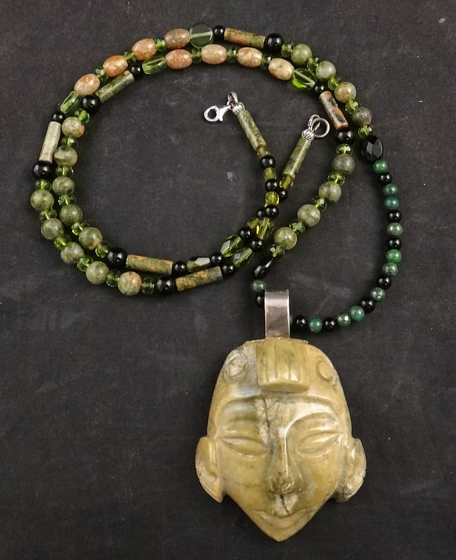 Vintage Mexico Mayan Design Carved Stone Face Pendant (1 of 5)