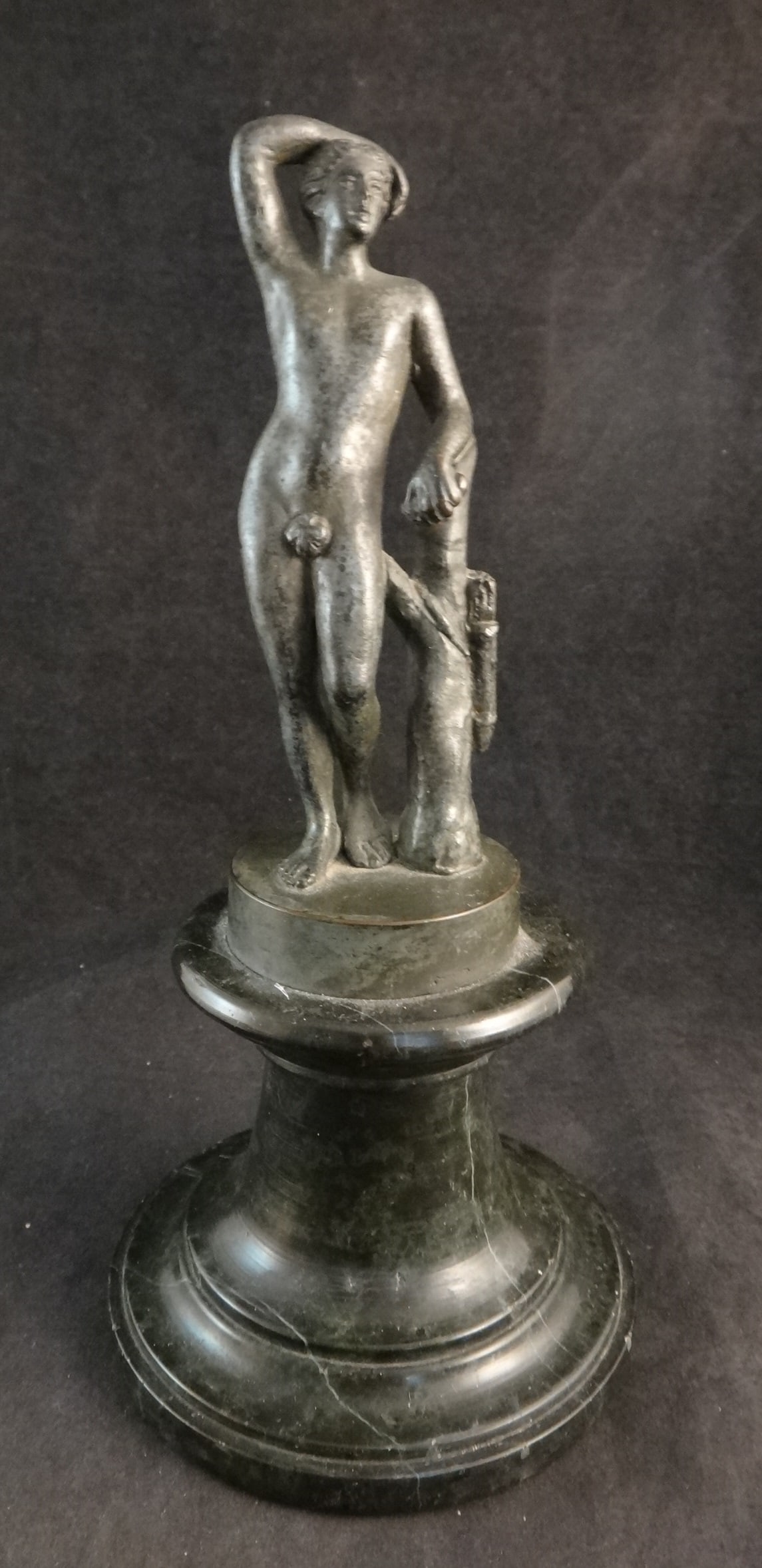 Antique Italian Grand Tour Bronze of Nude Apollo: Very Fine Antique Italian Grand Tour Bronze of Nude Apollo Leaning on a Tree with Quiver of Arrows. On the original deep green veined marble socle, Circa 1850-1880. Overall height is 8 ¼”