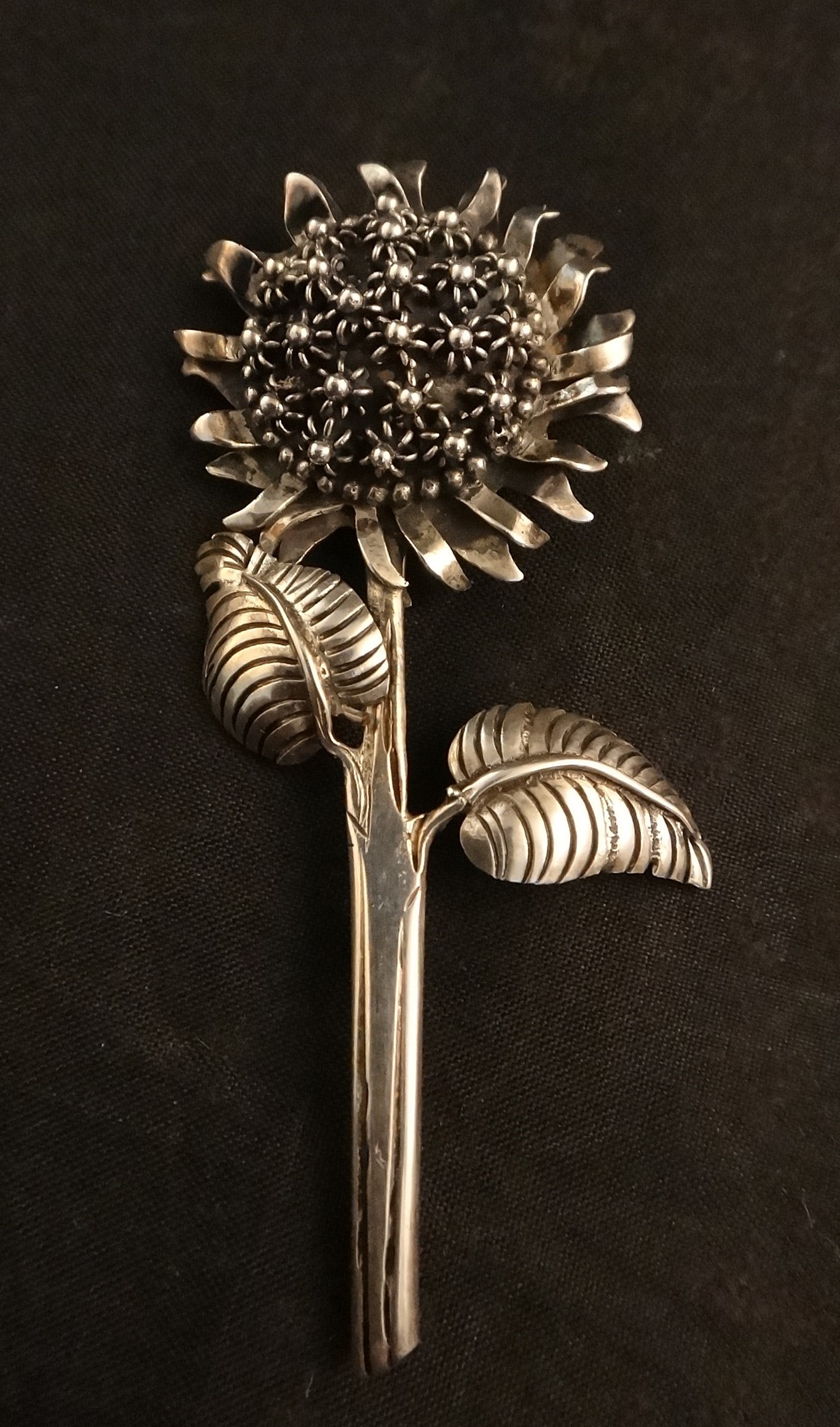 Vintage Sterling Silver Sunflower Pin, 3 ¾?? long, 16.1 gr. (1 of 4)
